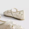 Las bailarinas bordadas de The Edit