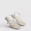 Las sandalias de tacón de aguja trenzadas de The Edit