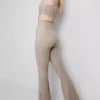 Leggings acampanados de alto rendimiento Bodysculpt