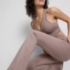Leggings deportivos acampanados de cintura alta
