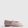 Los zapatos planos de piel de The Edit
