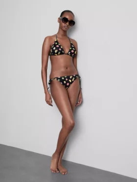 Lote de 2 tops de bikini con estampado triangular