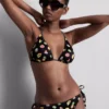 Lote de 2 tops de bikini con estampado triangular