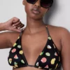 Lote de 2 tops de bikini con estampado triangular