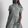 Minivestido camisero con cuello