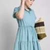 Minivestido de manga corta con volantes
