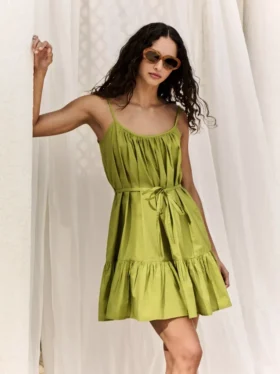 Minivestido de popelín con volantes y tirantes
