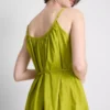 Minivestido de popelín con volantes y tirantes