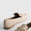 Mocasines con detalle de brida
