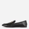 Mocasines con hebilla de imitación de piel