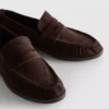 Mocasines fruncidos