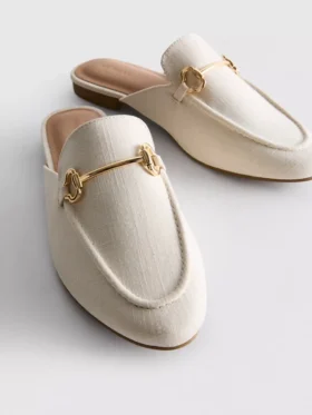 Mocasines tipo mule con detalle de bocado