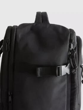 Mochila de viaje grande