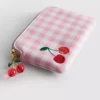 Monedero con cereza
