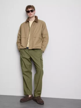 Pantalones cargo con cordón