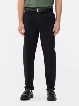 Pantalones chinos de corte ajustado