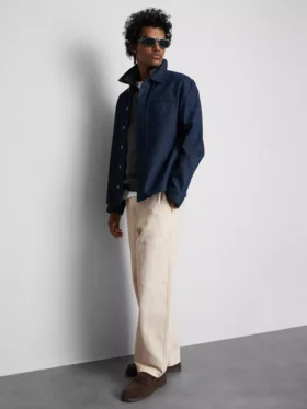 Pantalones chinos holgados de talle medio