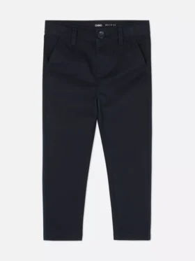 Pantalones chinos para niños pequeños