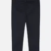 Pantalones chinos para niños pequeños