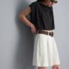 Pantalones Cortos con cinturón y textura