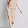 Pantalones Cortos con cordón y textura