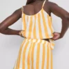 Pantalones cortos de pijama a rayas con volantes «Love to Lounge»