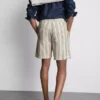 Pantalones cortos de rayas con textura