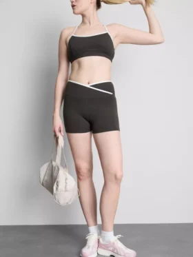 Pantalones Cortos deportivos cruzados en contraste