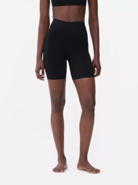 Pantalones Cortos sin costuras que realzan el trasero