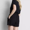 Pantalones cortos sin cremallera con cinturón