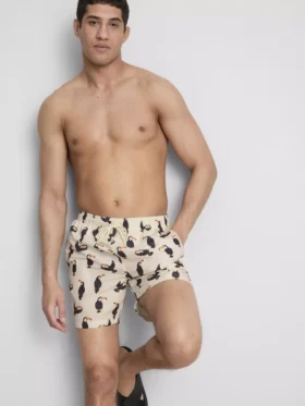 Pantalones Cortos tipo bermuda con estampado de tucán y cintura con cordón