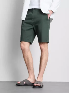 Pantalones Cortos tipo chino con alto contenido en algodón
