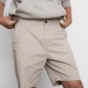 Pantalones Cortos tipo chino con alto contenido en algodón