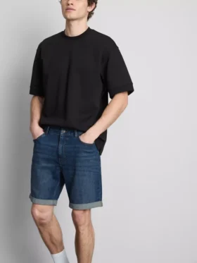 Pantalones cortos vaqueros ajustados de talle medio