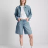 Pantalones Cortos vaqueros con dobladillo sin rematar