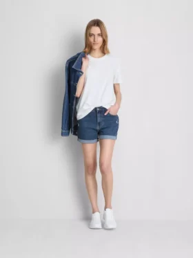 Pantalones Cortos vaqueros de talle medio con vuelta