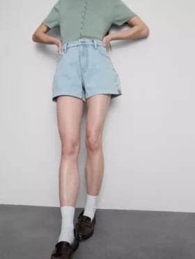 Pantalones Cortos vaqueros de talle medio con vuelta