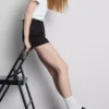 Pantalones Cortos vaqueros de talle medio con vuelta