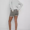 Pantalones Cortos vaqueros de talle medio con vuelta