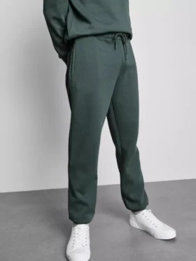 Pantalones de chándal con puños