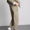 Pantalones de chándal con puños