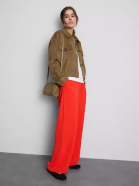 Pantalones de pierna ancha con cintura elástica