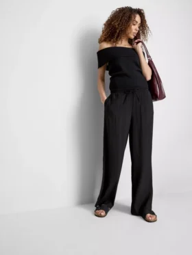 Pantalones de pierna ancha con efecto arrugado