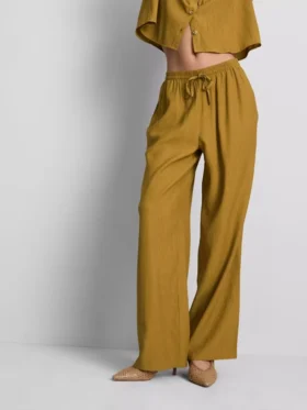 Pantalones de pierna ancha con efecto arrugado