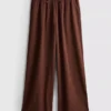 Pantalones de pierna ancha con efecto arrugado