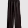 Pantalones deportivos de corte ancho