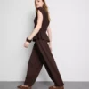 Pantalones harem con textura