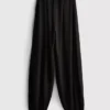 Pantalones harem con textura