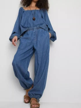 Pantalones harem de Paula Echevarría en denim con alto contenido en algodón