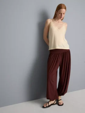 Pantalones harén drapeados